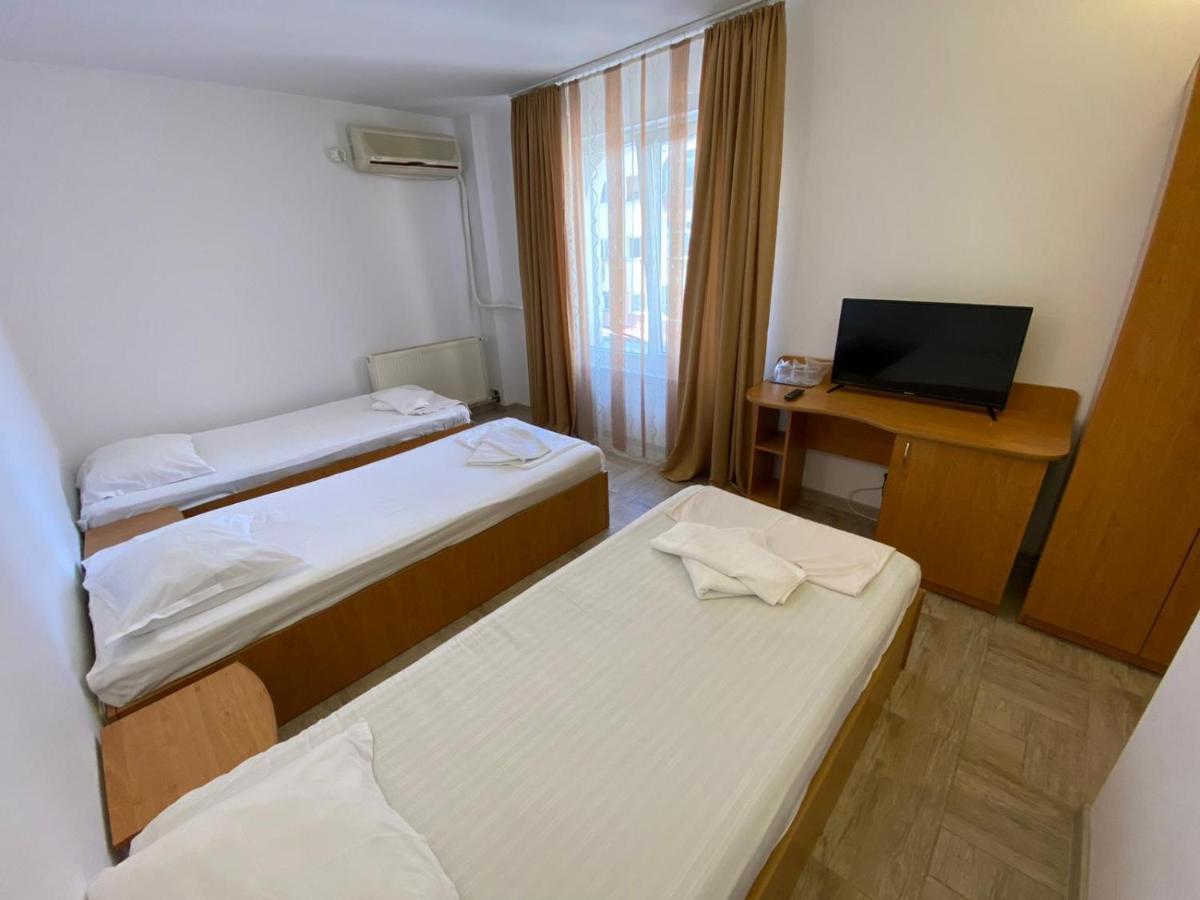Hotel Gorj Târgu Jiu Exteriér fotografie