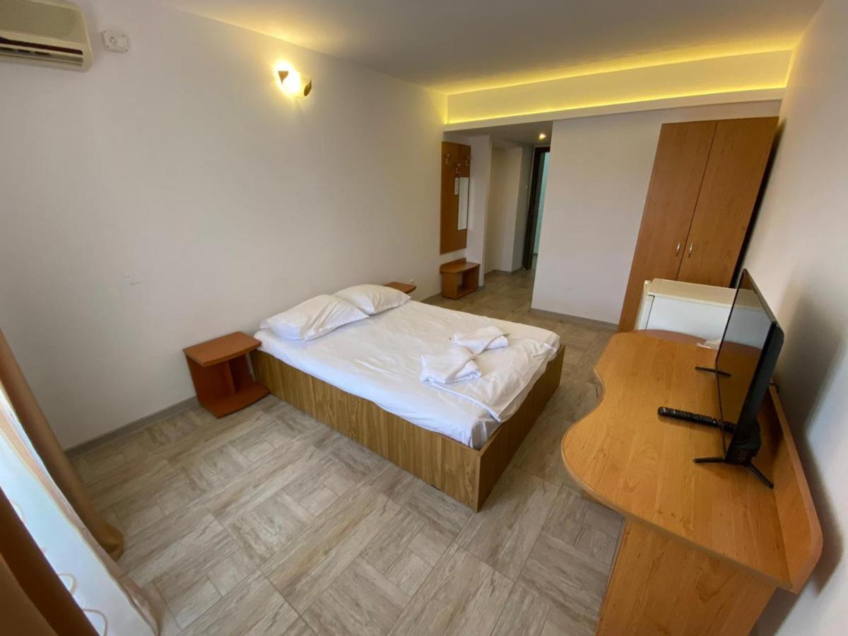 Hotel Gorj Târgu Jiu Exteriér fotografie