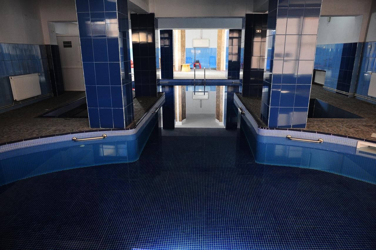 Hotel Gorj Târgu Jiu Exteriér fotografie
