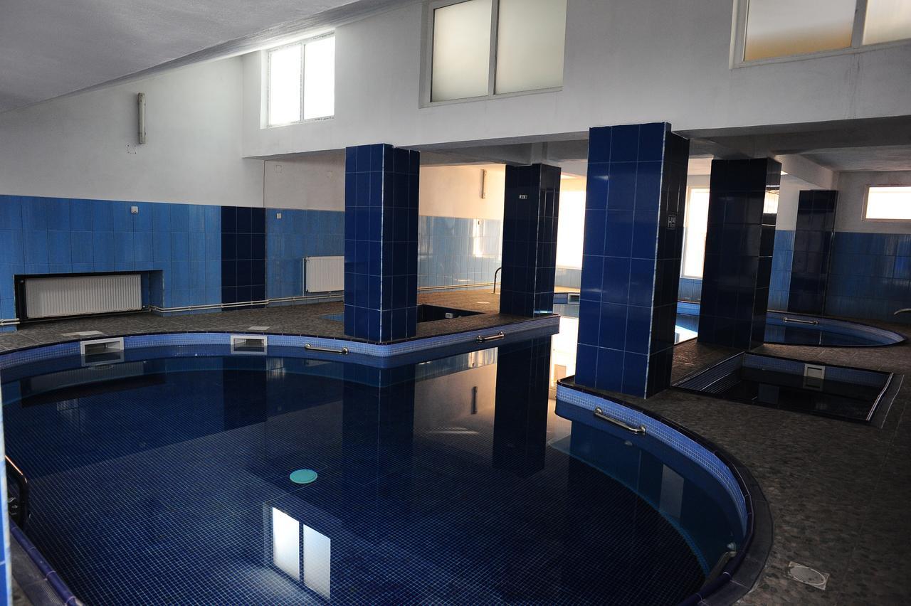 Hotel Gorj Târgu Jiu Exteriér fotografie